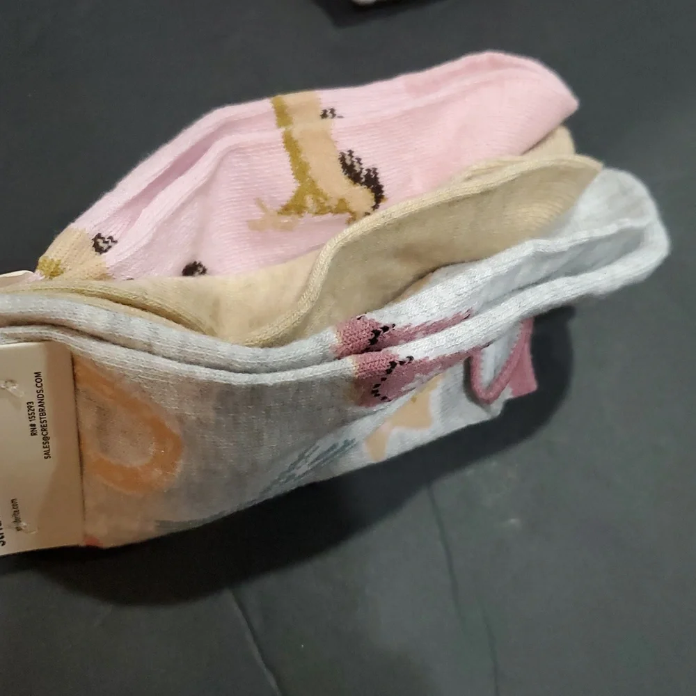 Surprize‎ by Stride rite 9pairs of little girls socks in assorted styles new